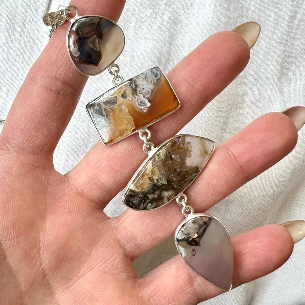 925 Montana Moss Agate Long Cleavage Pendant Necklace